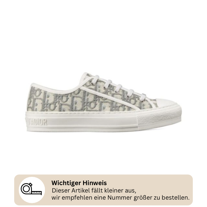 WALKN’ SNEAKER